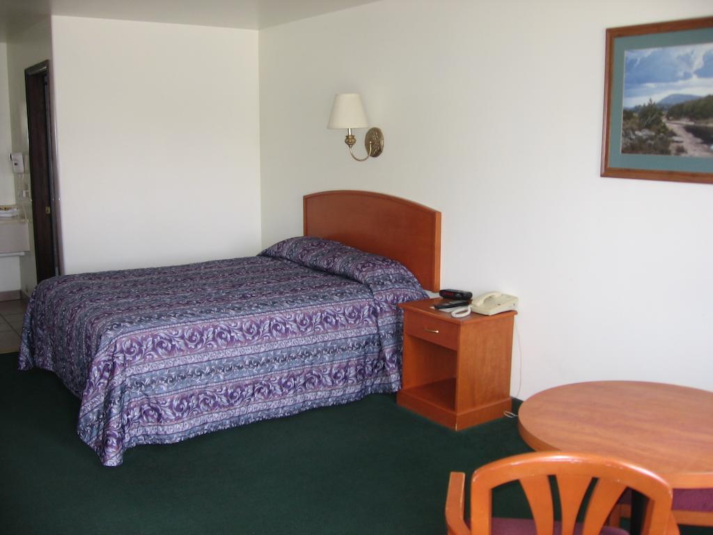 Budget Host Rangely Motel Ruang foto